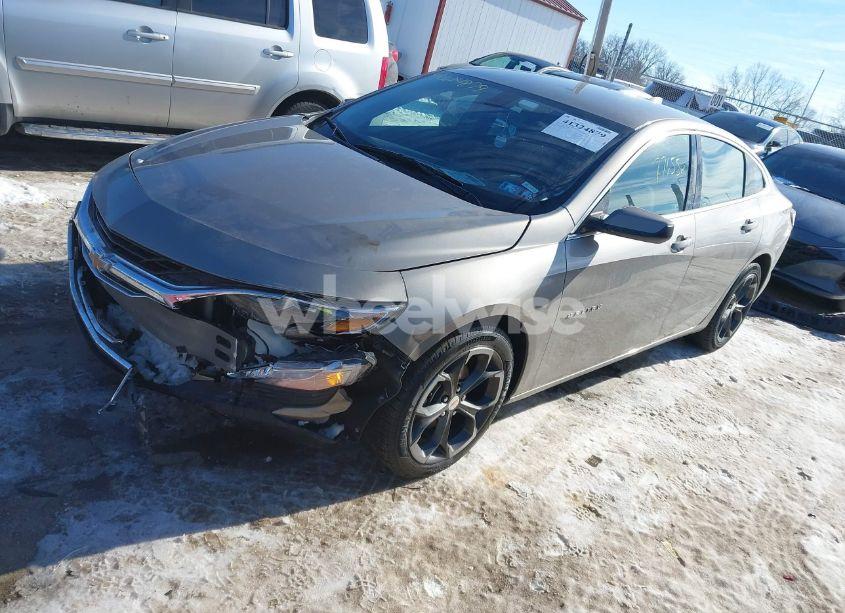 Photo 2 of 2022 Chevrolet Malibu FWD LT (VIN 1G1ZD5ST0NF154804)