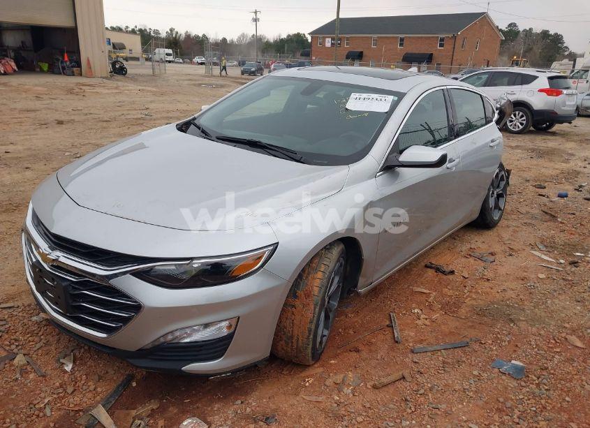Photo 2 of 2022 Chevrolet Malibu FWD LT (VIN 1G1ZD5ST0NF171389)
