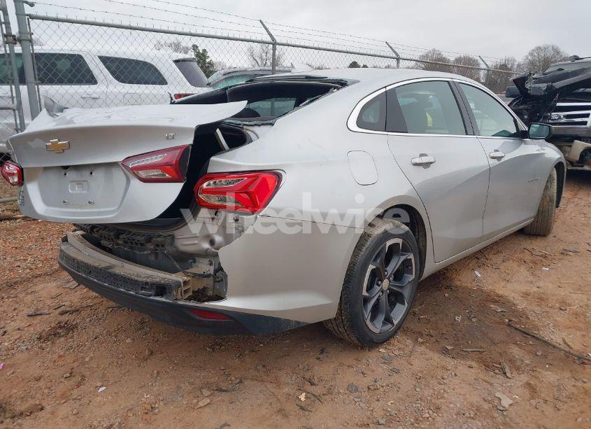 Photo 4 of 2022 Chevrolet Malibu FWD LT (VIN 1G1ZD5ST0NF171389)