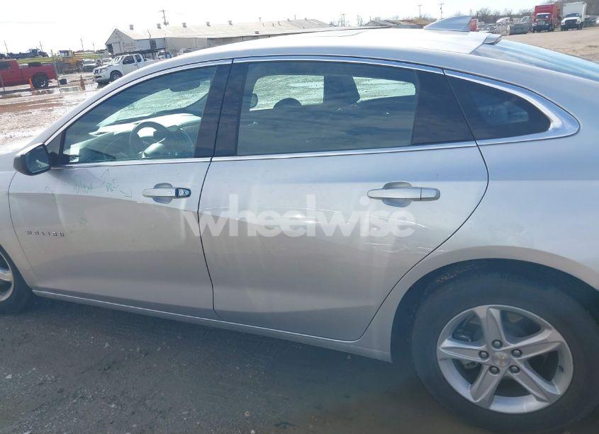 Photo 14 of 2022 Chevrolet Malibu FWD LT (VIN 1G1ZD5ST0NF175152)