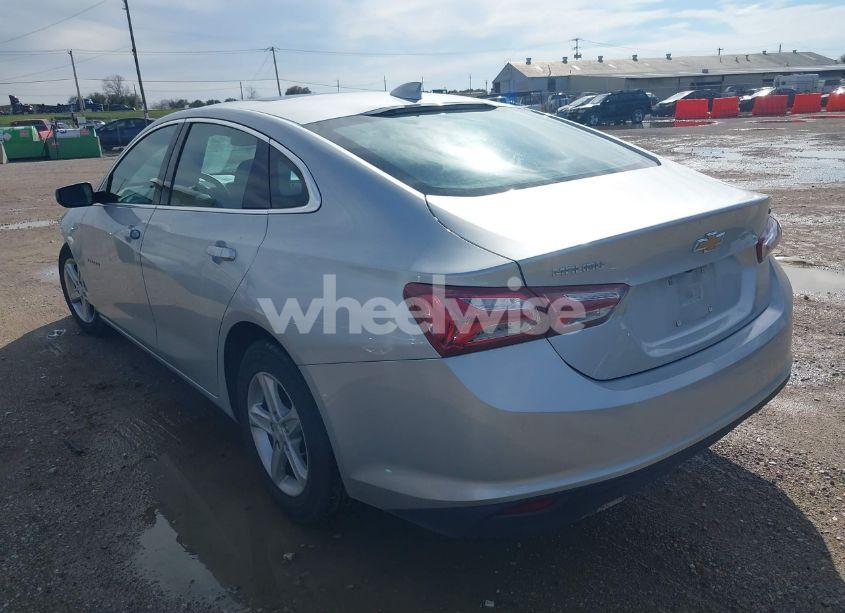 Photo 3 of 2022 Chevrolet Malibu FWD LT (VIN 1G1ZD5ST0NF175152)