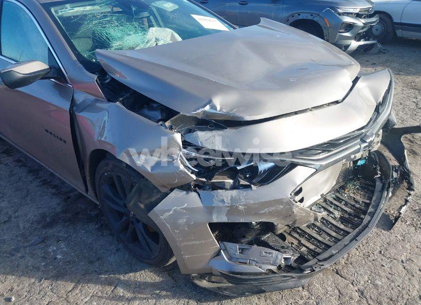 Photo 6 of 2022 Chevrolet Malibu FWD LT (VIN 1G1ZD5ST0NF213222)