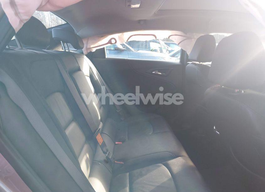 Photo 8 of 2022 Chevrolet Malibu FWD LT (VIN 1G1ZD5ST0NF213222)