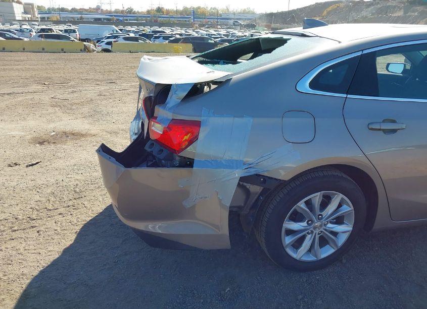 Photo 6 of 2023 Chevrolet Malibu FWD 1LT (VIN 1G1ZD5ST0PF116959)