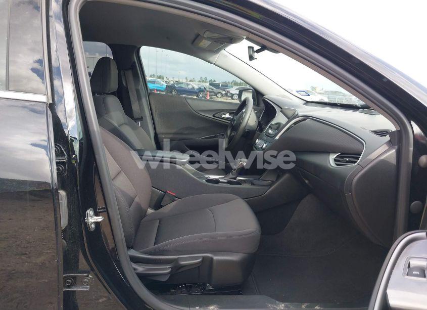 Photo 5 of 2023 Chevrolet Malibu FWD 1LT (VIN 1G1ZD5ST0PF125659)