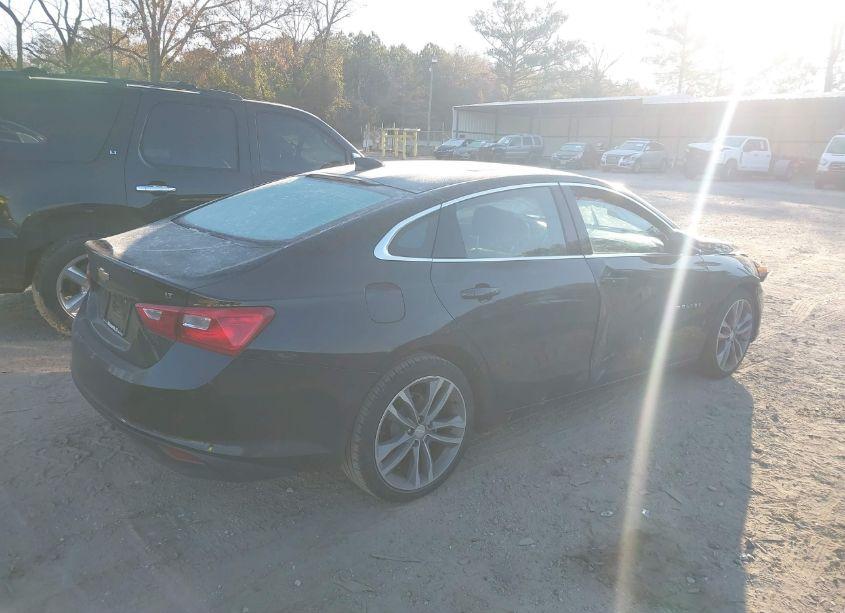 Photo 4 of 2023 Chevrolet Malibu FWD 1LT (VIN 1G1ZD5ST0PF136712)