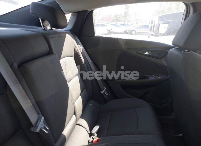 Photo 8 of 2023 Chevrolet Malibu FWD 1LT (VIN 1G1ZD5ST0PF162632)