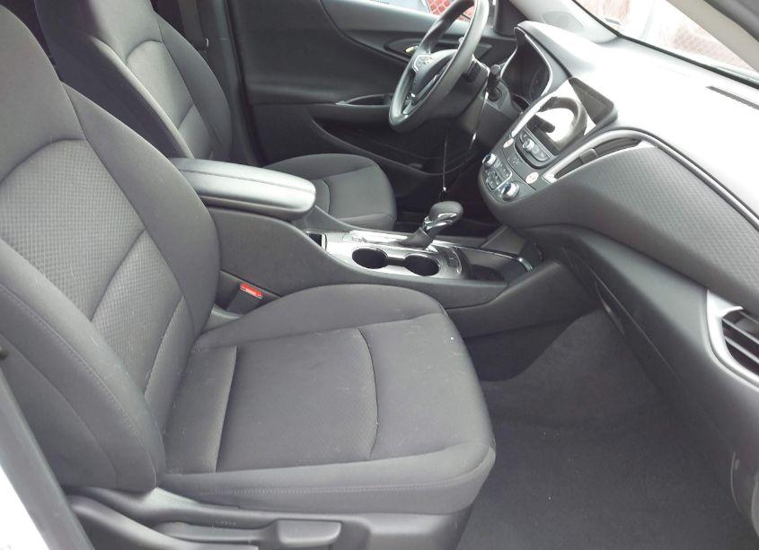 Photo 5 of 2023 Chevrolet Malibu (VIN 1G1ZD5ST0PF162775)