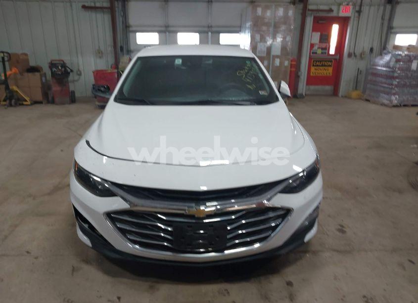 Photo 12 of 2023 Chevrolet Malibu FWD 1LT (VIN 1G1ZD5ST0PF187904)