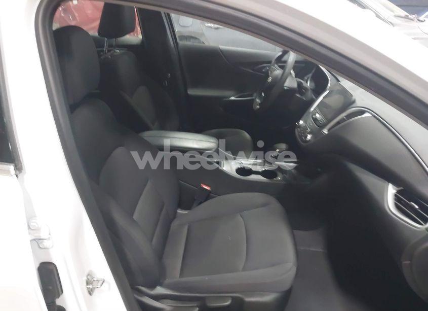 Photo 5 of 2023 Chevrolet Malibu FWD 1LT (VIN 1G1ZD5ST0PF187904)