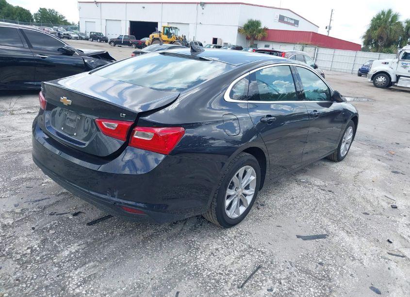 Photo 4 of 2023 Chevrolet Malibu FWD 1LT (VIN 1G1ZD5ST0PF220903)