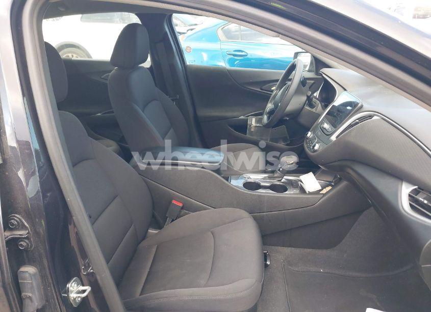 Photo 5 of 2023 Chevrolet Malibu FWD 1LT (VIN 1G1ZD5ST0PF222862)