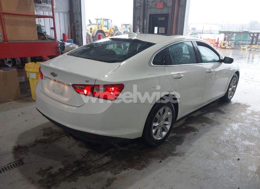 Photo 4 of 2023 Chevrolet Malibu FWD 1LT (VIN 1G1ZD5ST0PF226376)