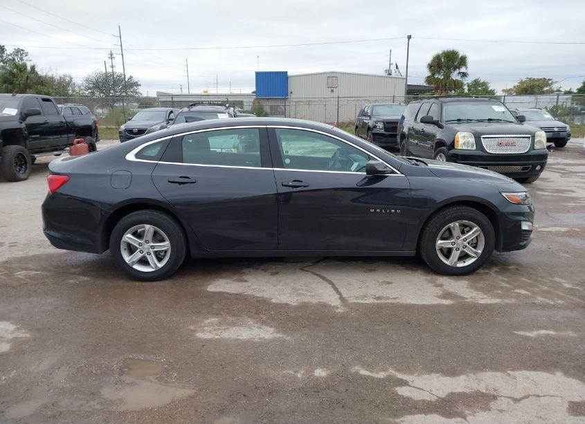 Photo 13 of 2023 Chevrolet Malibu FWD 1LT (VIN 1G1ZD5ST0PF230105)