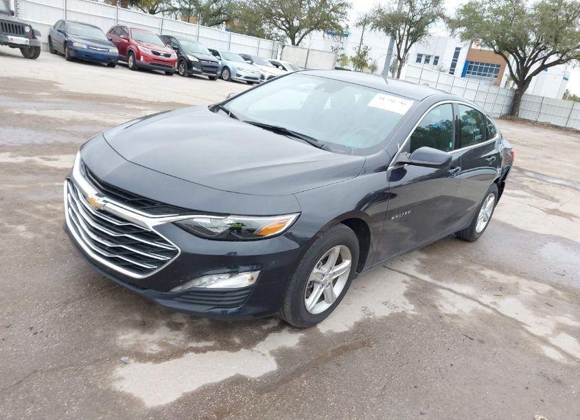 Photo 2 of 2023 Chevrolet Malibu FWD 1LT (VIN 1G1ZD5ST0PF230105)
