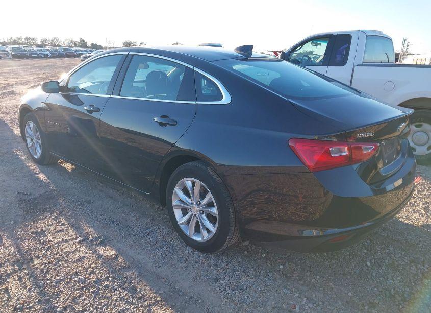 Photo 3 of 2023 Chevrolet Malibu FWD 1LT (VIN 1G1ZD5ST0PF231366)