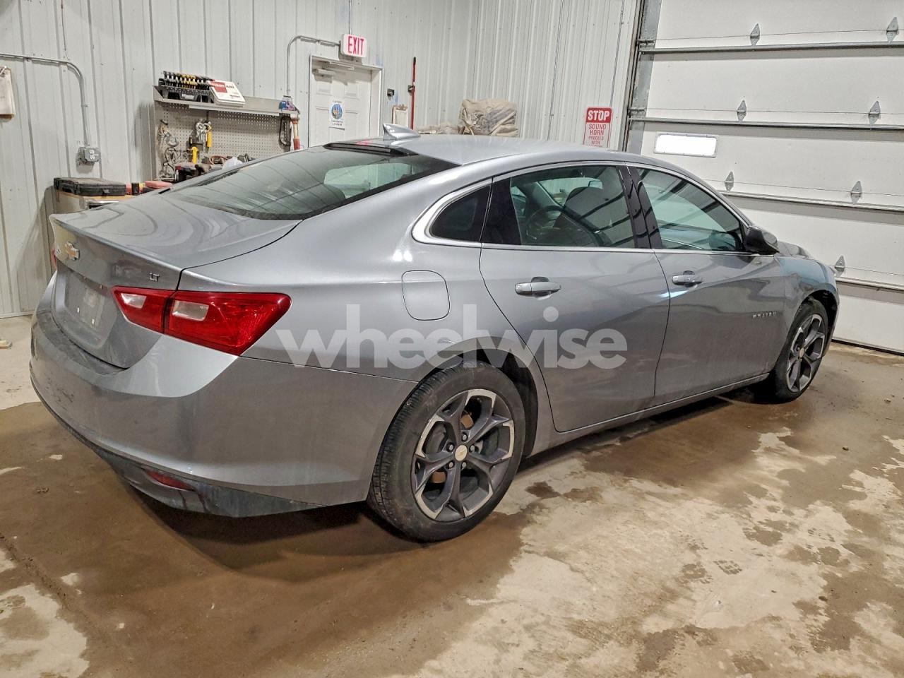 Photo 3 of 2023 CHEVROLET MALIBU LT (VIN 1G1ZD5ST0PF239807)