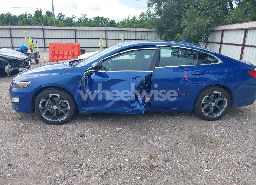 Photo 6 of 2023 Chevrolet Malibu FWD 1LT (VIN 1G1ZD5ST0PF240973)