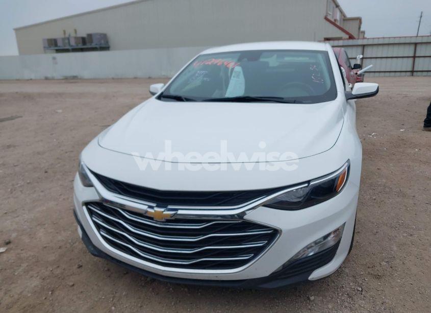 Photo 12 of 2023 Chevrolet Malibu FWD 1LT (VIN 1G1ZD5ST0PF241170)