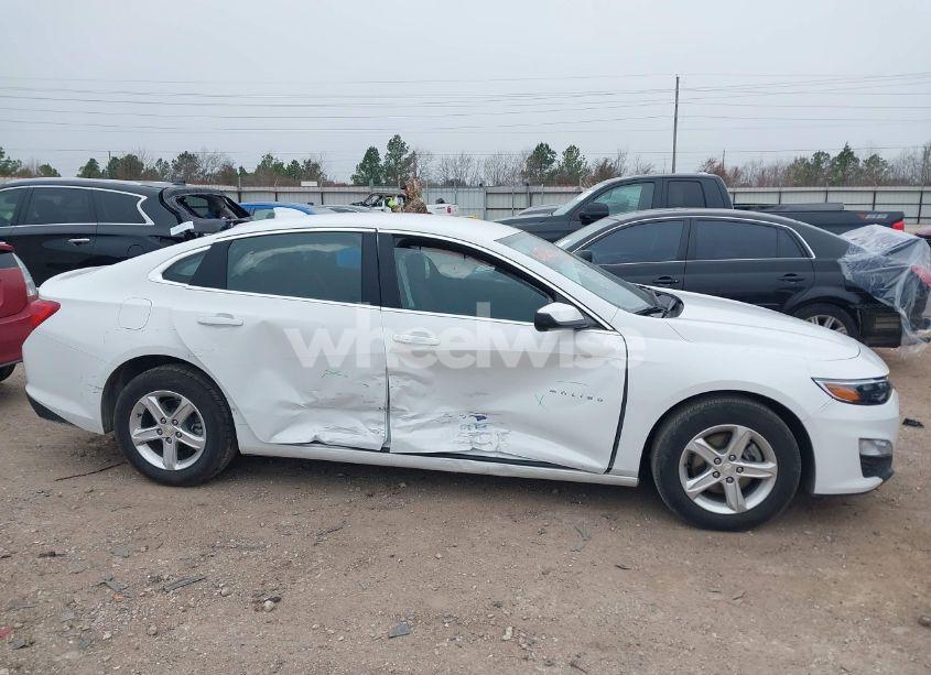 Photo 13 of 2023 Chevrolet Malibu FWD 1LT (VIN 1G1ZD5ST0PF241170)