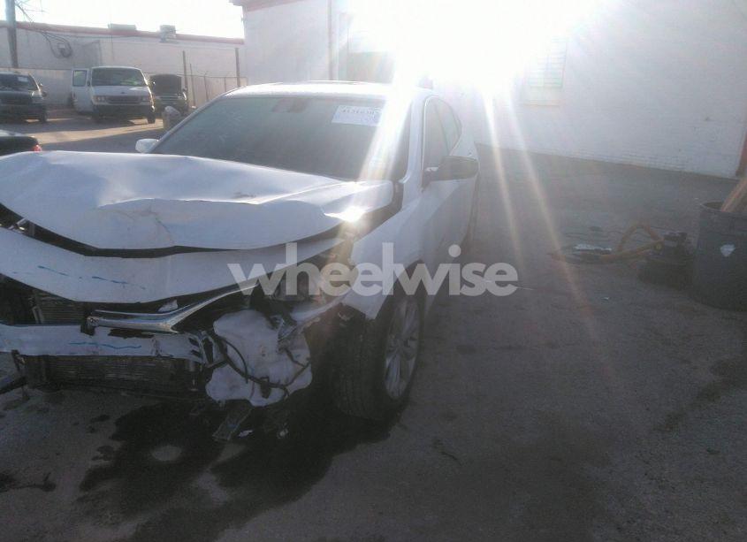 Photo 2 of 2024 Chevrolet Malibu FWD 1LT (VIN 1G1ZD5ST0RF105673)