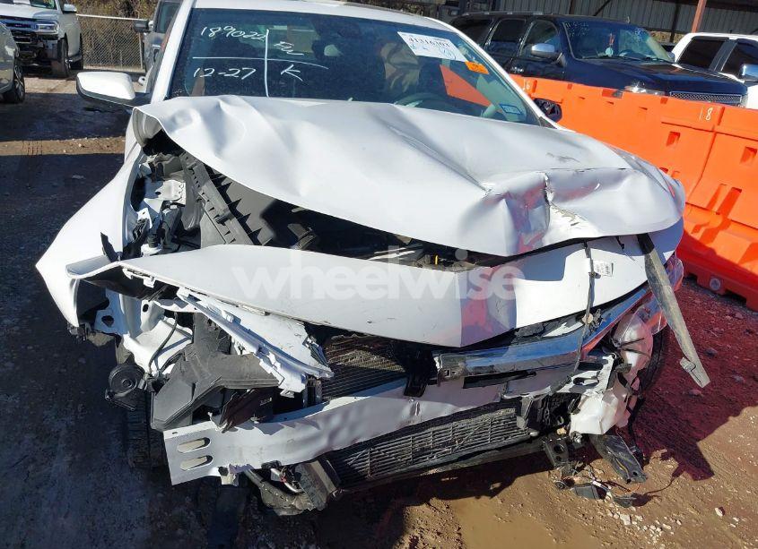 Photo 6 of 2024 Chevrolet Malibu FWD 1LT (VIN 1G1ZD5ST0RF105673)