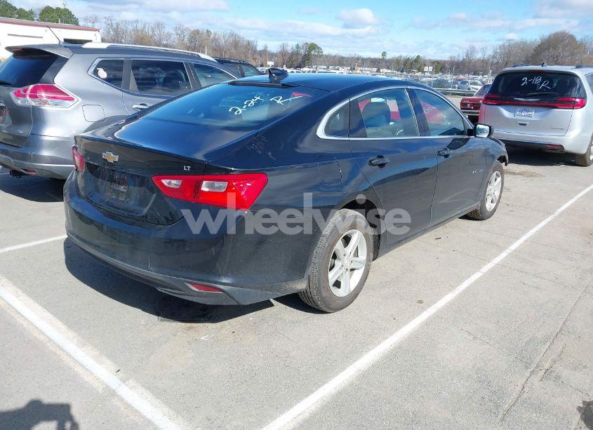 Photo 4 of 2024 Chevrolet Malibu FWD 1LT (VIN 1G1ZD5ST0RF123560)