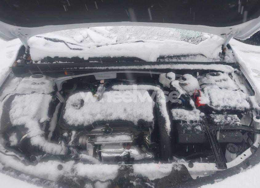 Photo 10 of 2024 Chevrolet Malibu FWD 1LT (VIN 1G1ZD5ST0RF135000)