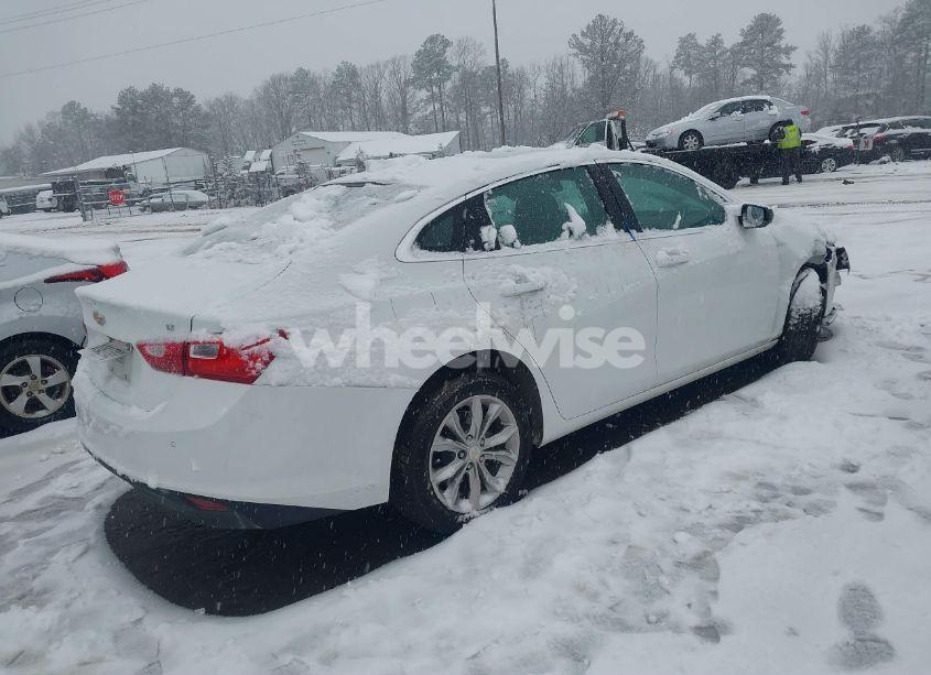 Photo 4 of 2024 Chevrolet Malibu FWD 1LT (VIN 1G1ZD5ST0RF135000)