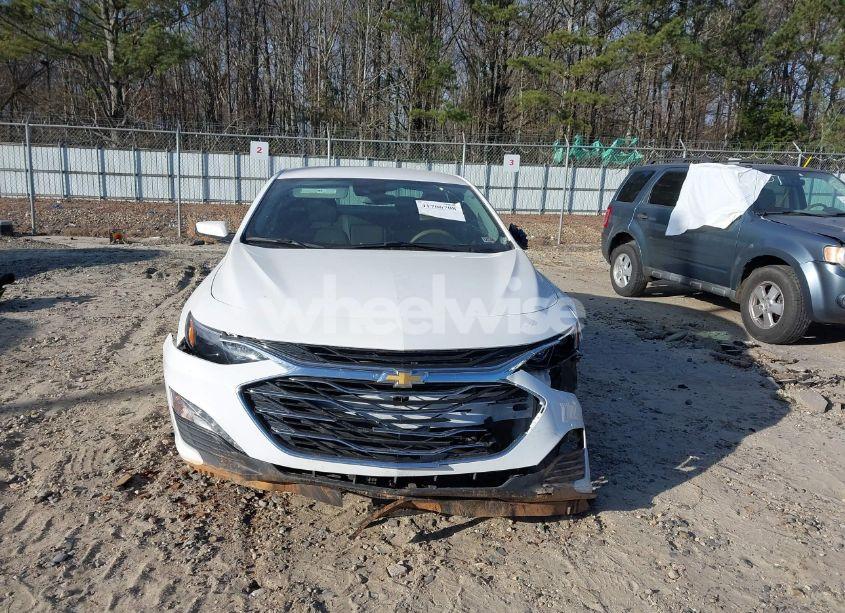 Photo 11 of 2024 Chevrolet Malibu FWD 1LT (VIN 1G1ZD5ST0RF140875)