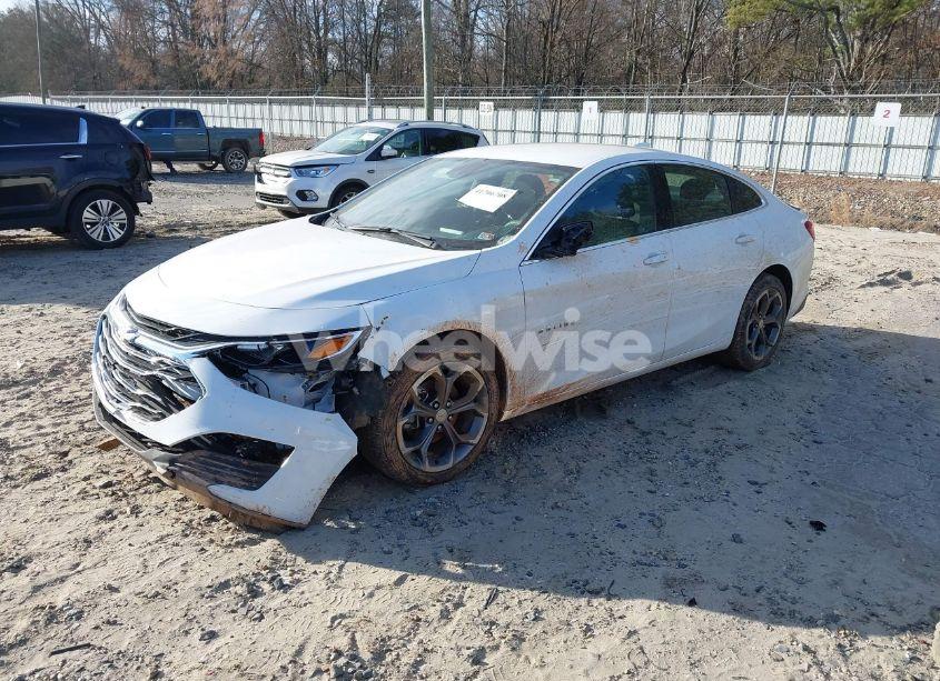 Photo 2 of 2024 Chevrolet Malibu FWD 1LT (VIN 1G1ZD5ST0RF140875)