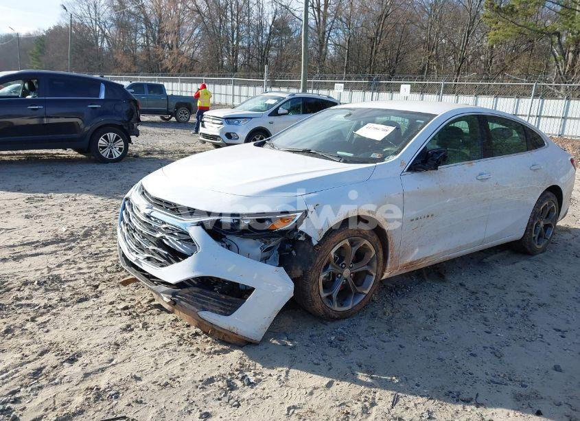 Photo 6 of 2024 Chevrolet Malibu FWD 1LT (VIN 1G1ZD5ST0RF140875)