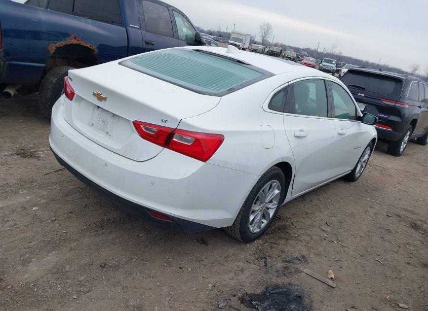 Photo 4 of 2024 Chevrolet Malibu FWD 1LT (VIN 1G1ZD5ST0RF148734)