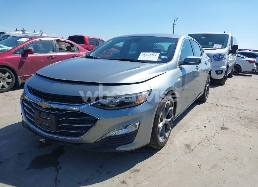 Photo 2 of 2024 Chevrolet Malibu FWD 1LT (VIN 1G1ZD5ST0RF161094)