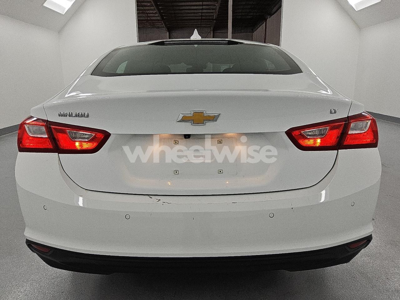 Photo 6 of 2024 CHEVROLET MALIBU LT (VIN 1G1ZD5ST0RF175996)
