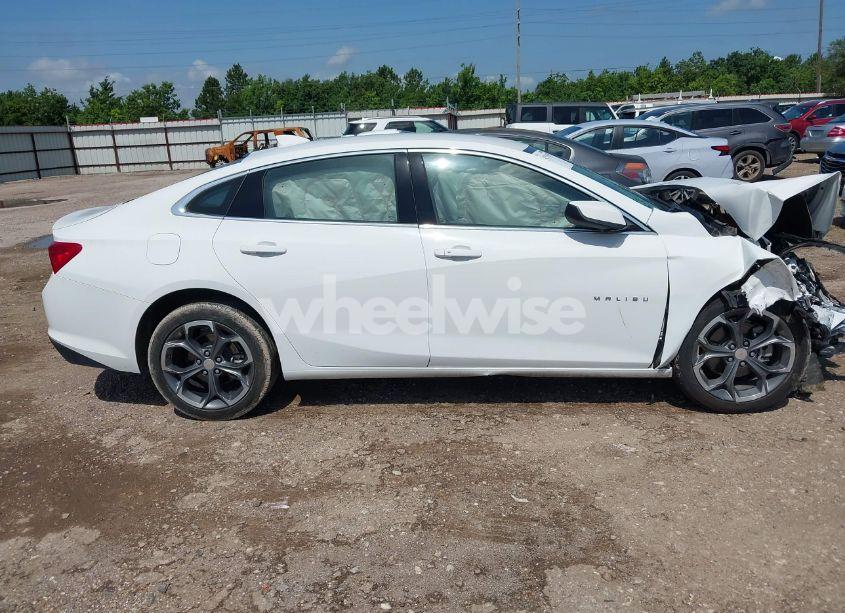 Photo 14 of 2024 Chevrolet Malibu FWD 1LT (VIN 1G1ZD5ST0RF181118)