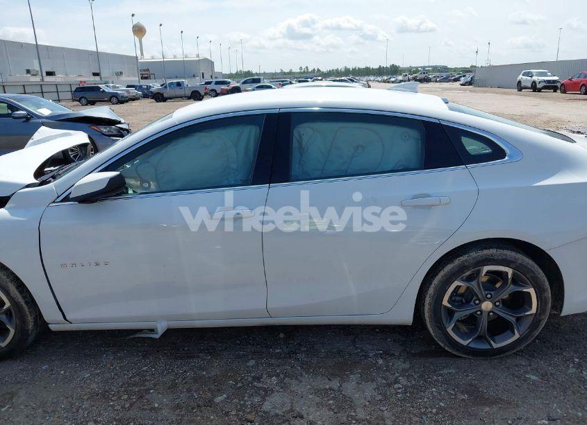 Photo 15 of 2024 Chevrolet Malibu FWD 1LT (VIN 1G1ZD5ST0RF181118)