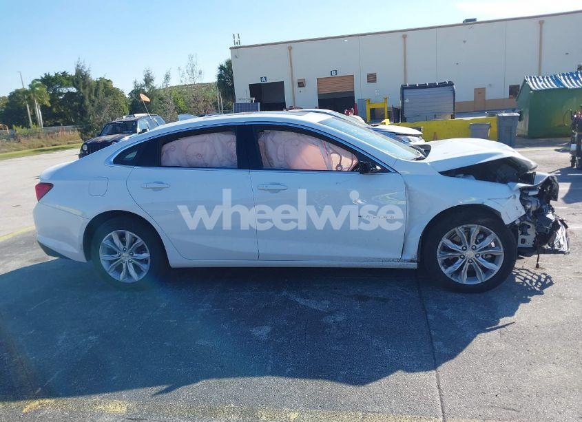 Photo 14 of 2024 Chevrolet Malibu FWD 1LT (VIN 1G1ZD5ST0RF196573)