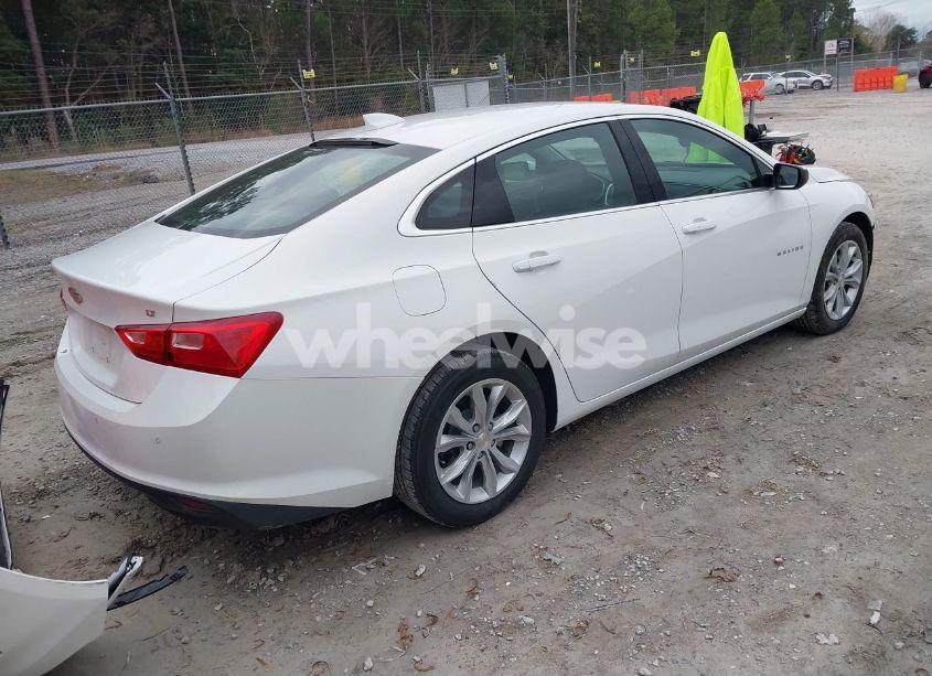 Photo 4 of 2024 Chevrolet Malibu FWD 1LT (VIN 1G1ZD5ST0RF219964)