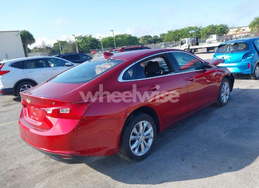 Photo 4 of 2025 Chevrolet Malibu FWD 1LT (VIN 1G1ZD5ST0SF119966)