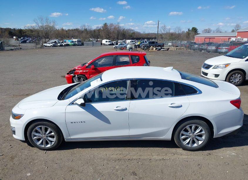 Photo 14 of 2025 Chevrolet Malibu FWD 1LT (VIN 1G1ZD5ST0SF129560)