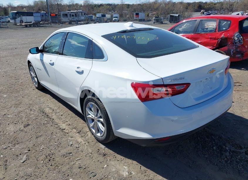 Photo 3 of 2025 Chevrolet Malibu FWD 1LT (VIN 1G1ZD5ST0SF129560)
