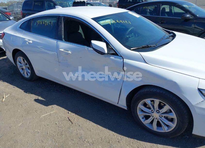 Photo 6 of 2025 Chevrolet Malibu FWD 1LT (VIN 1G1ZD5ST0SF129560)