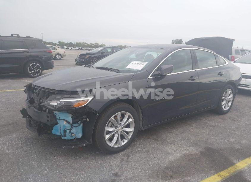 Photo 2 of 2025 Chevrolet Malibu FWD 1LT (VIN 1G1ZD5ST0SF138288)