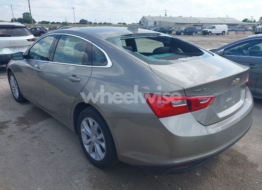 Photo 3 of 2025 Chevrolet Malibu FWD 1LT (VIN 1G1ZD5ST0SF142406)