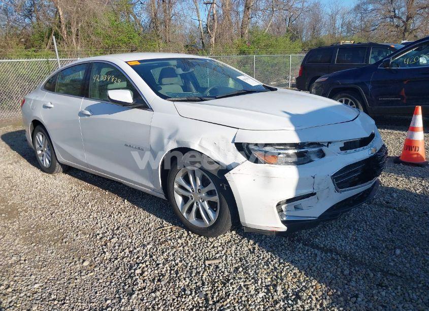 2018 Chevrolet Malibu LT (VIN 1G1ZD5ST1JF114094) main photo
