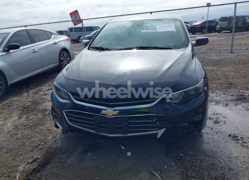 Photo 12 of 2018 Chevrolet Malibu LT (VIN 1G1ZD5ST1JF154823)