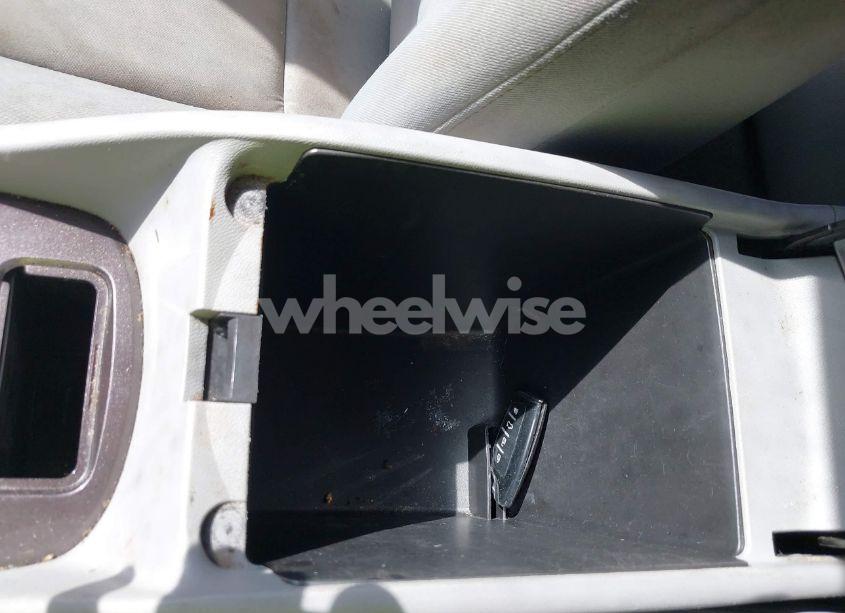 Photo 17 of 2018 Chevrolet Malibu LT (VIN 1G1ZD5ST1JF154823)