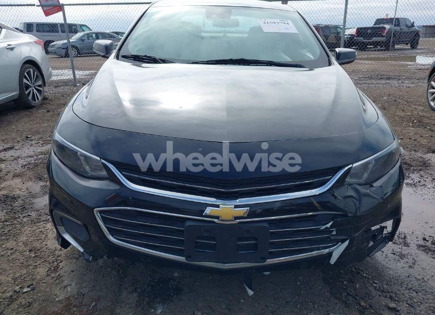 Photo 6 of 2018 Chevrolet Malibu LT (VIN 1G1ZD5ST1JF154823)