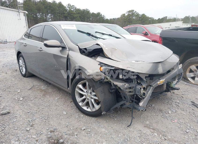 2018 Chevrolet Malibu LT (VIN 1G1ZD5ST1JF155812) main photo